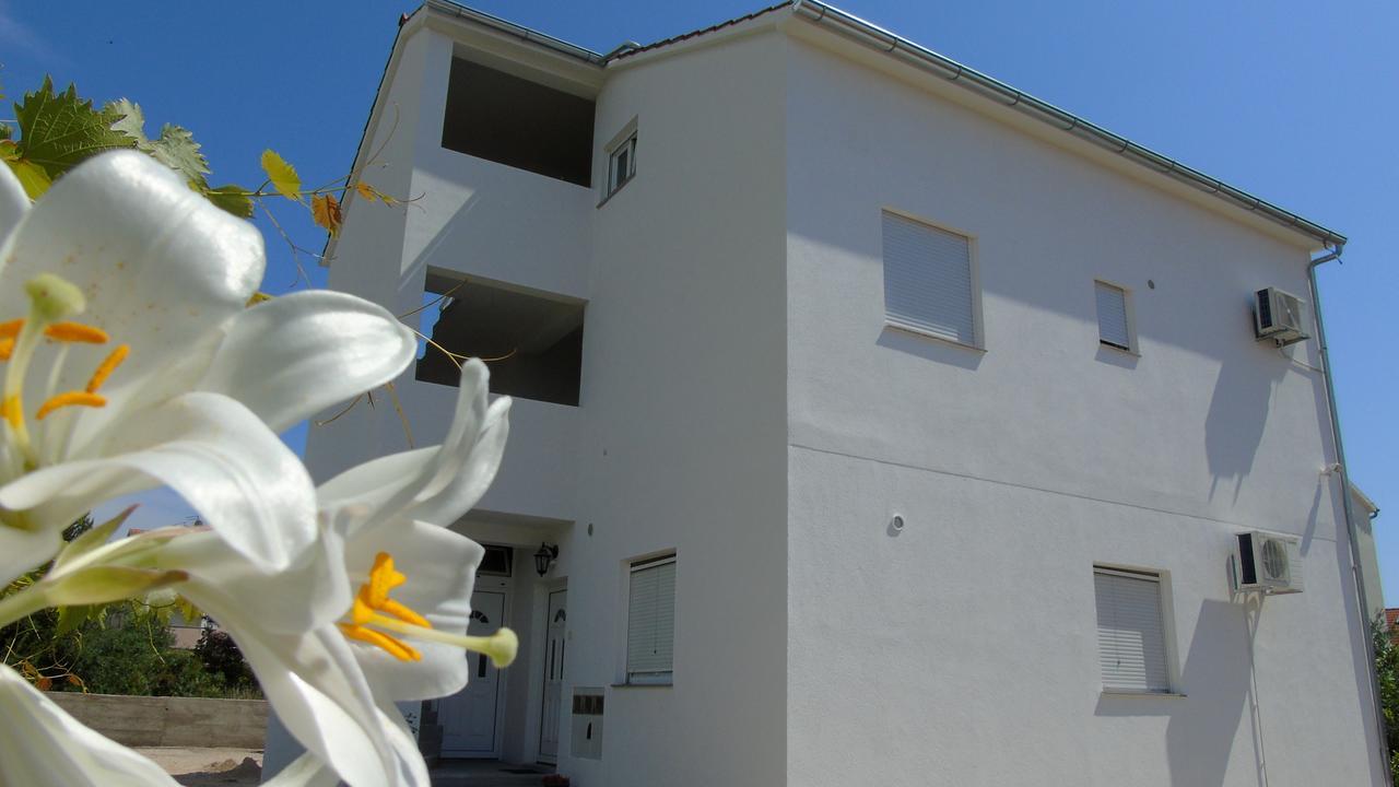 Apartments Purkovic Vodice Eksteriør bilde