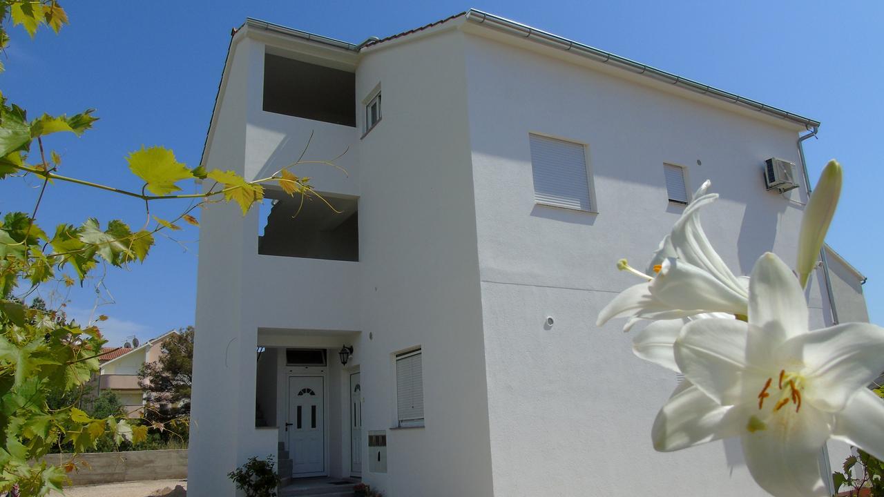 Apartments Purkovic Vodice Eksteriør bilde